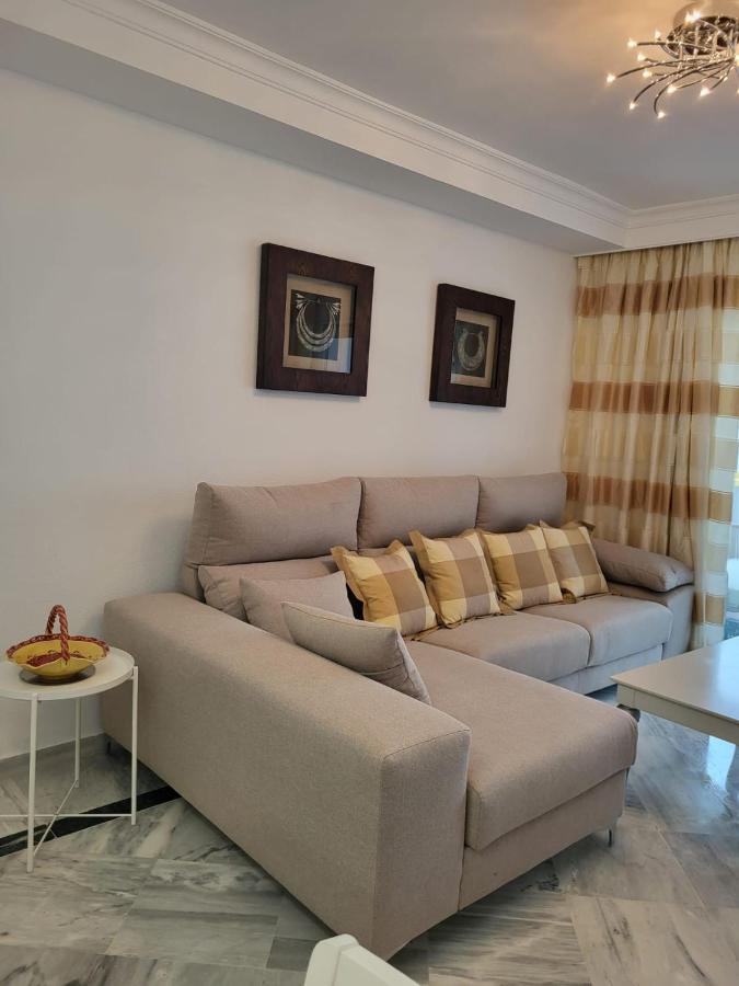 Сozy 2 Bedroom Apartment In Best Area Of Marbella Kültér fotó